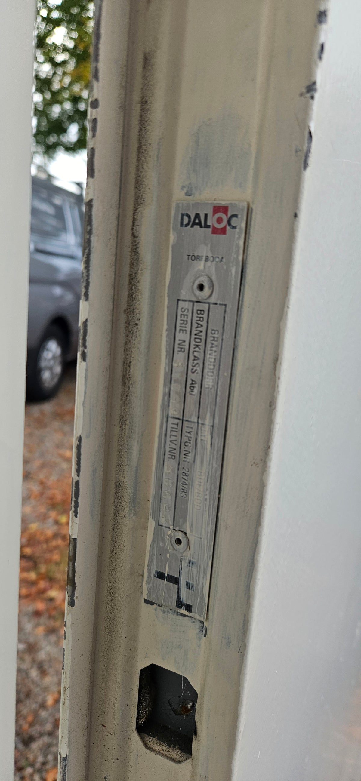 Branddörr/ståldörr med karm - Daloc vänsterhängd (9x21)